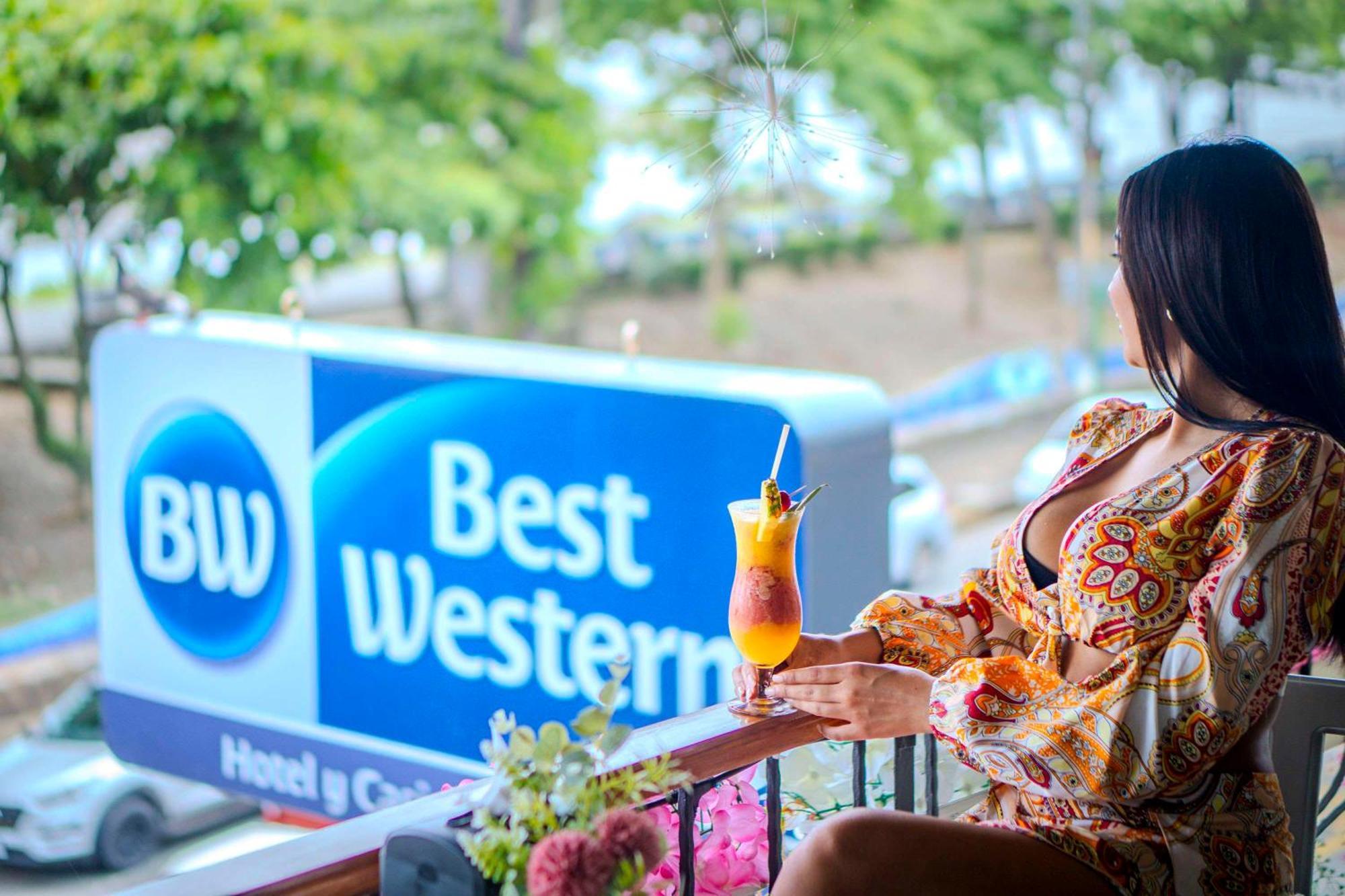 Best Western Hotel & Casino Kamuk Мануэль-Антонио Экстерьер фото
